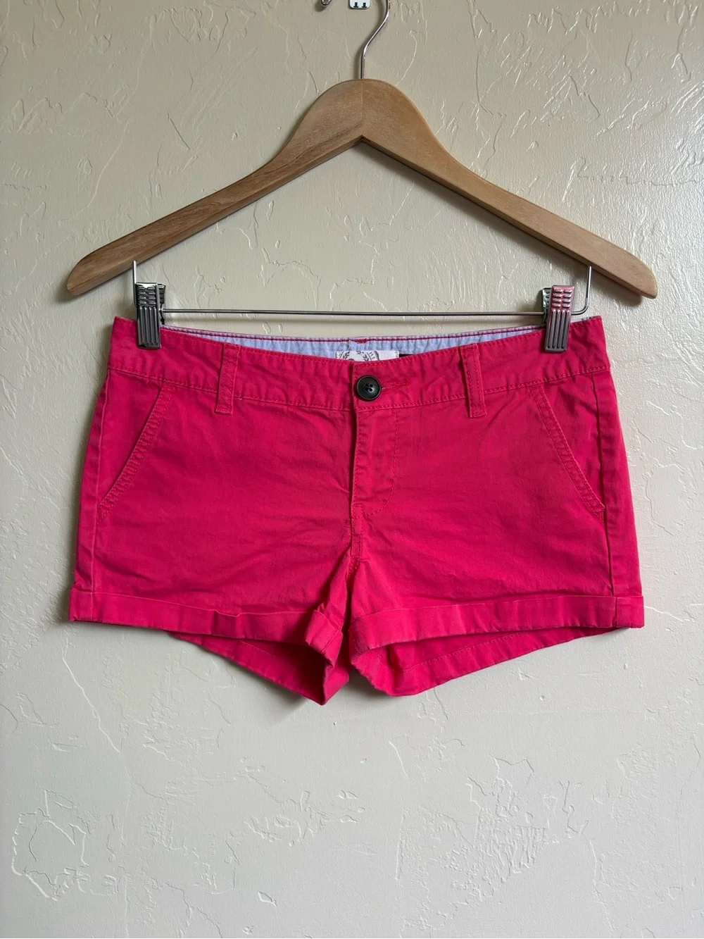 Y2K 2000s SO Pink Low Rise Chino Cotton Shorts Size 3 2010 Preppy